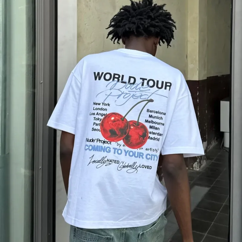 Nude Tour
