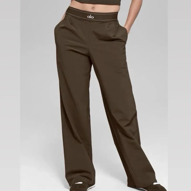 Pantalon Alo Brown
