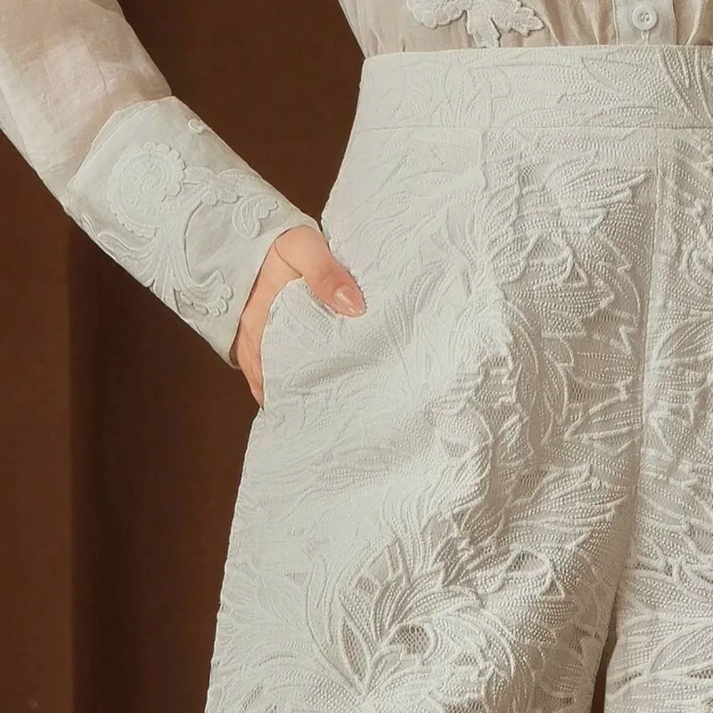 Pantalón texturizado 