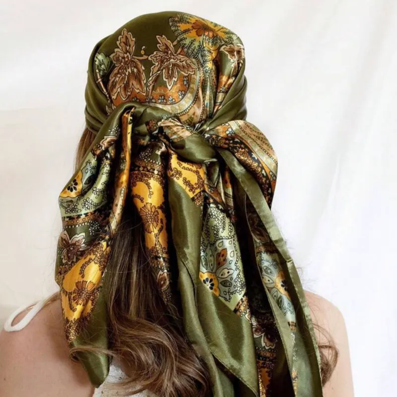 Pañuelo floral 