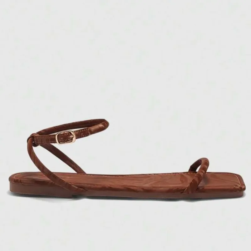 Sandalias Cest