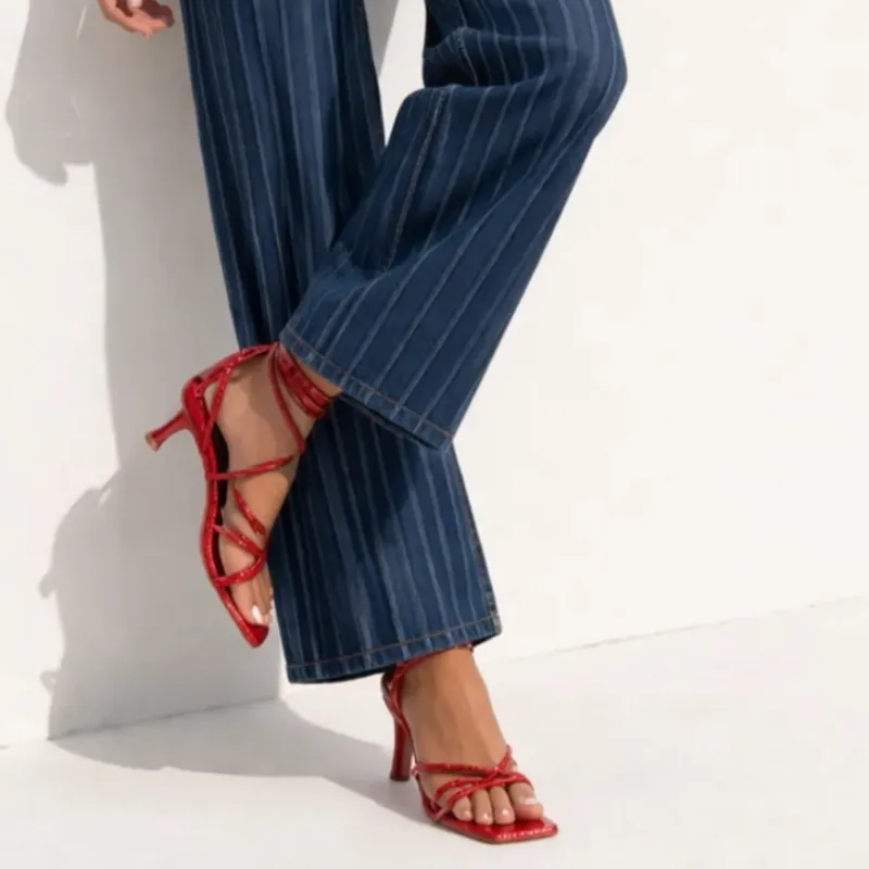 Sandalias efecto agrietado