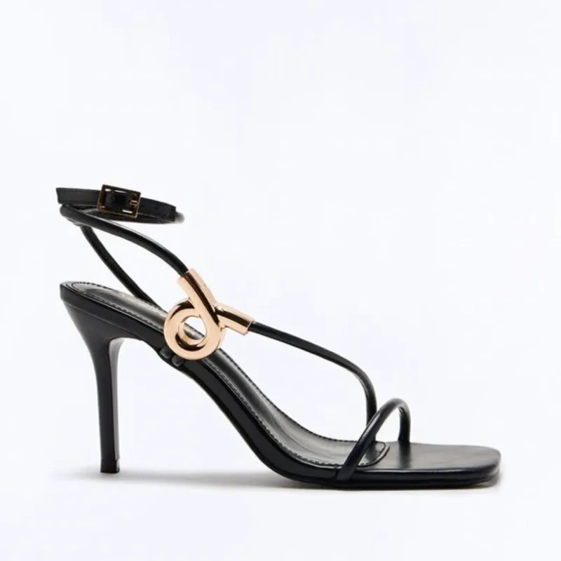 Sandalias Kaesy