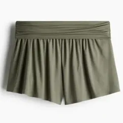 Short Green