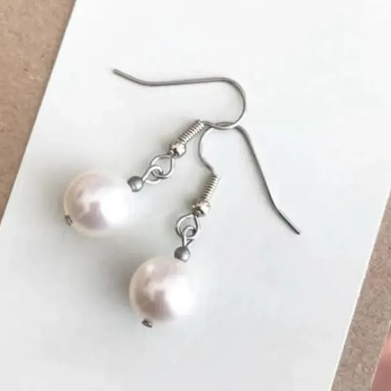 Aretes que cuelgan