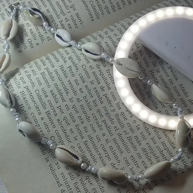 Collares de caracolas 