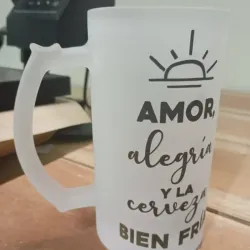 Jarras cerveceras de vidrio nevado 