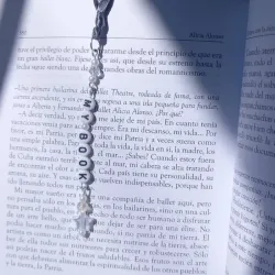 Marca pajinas de bisutería 