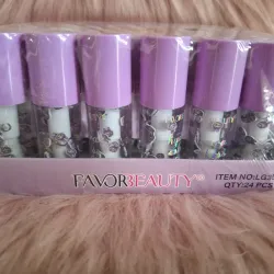 Brillo aplicador ancho Labubu 