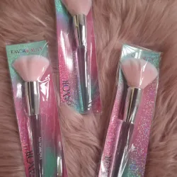 Brochas grandes rosas