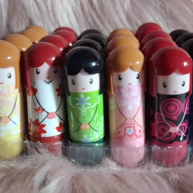 Creyones mágicos Muñequita