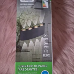 Lámpara de pared (arbotantes) 
