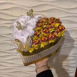 Corazón con Bombones 🤍