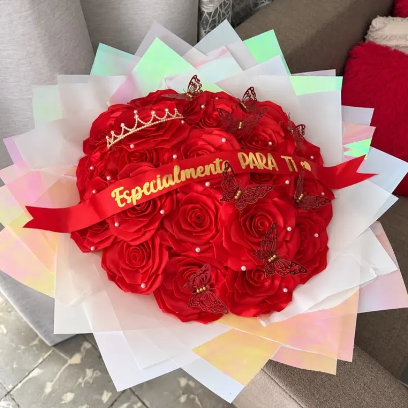 Ramo buchón de rosas eternas ❤️🔥