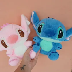 Stich y Angela 