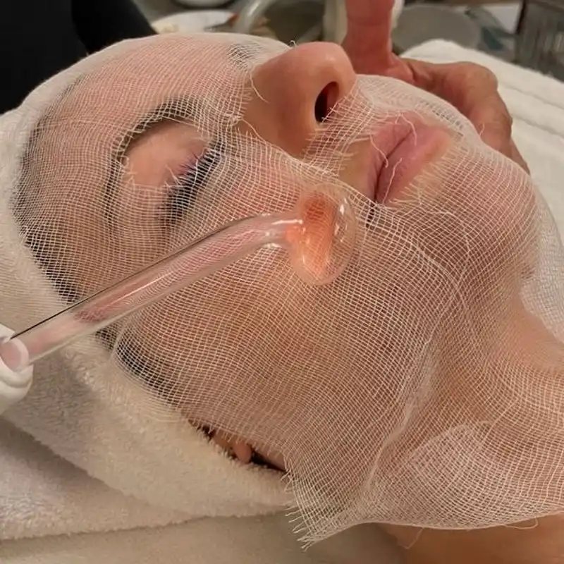 Limpieza Facial Profunda Profesional