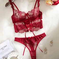 Laurie • Talla M