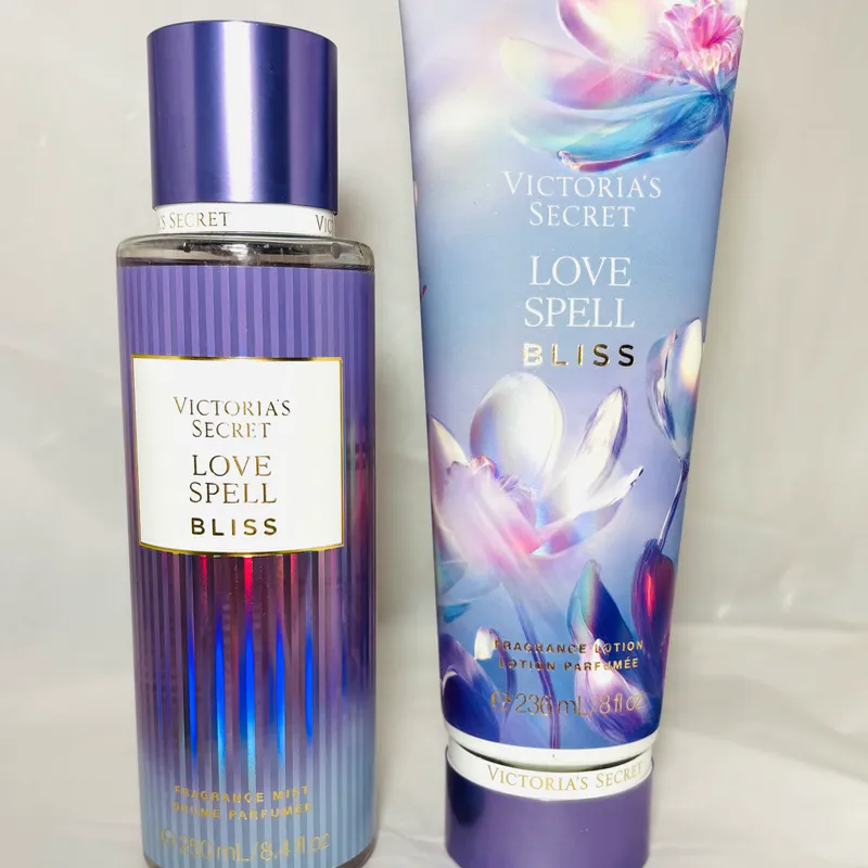 Love Spell Bliss Juego Colonia y Locion 