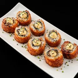 Yaki Sake Roll