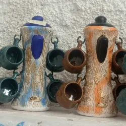 Conjunto de cafetera con tasas
