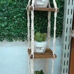 Repisa tejida de 3 pisos 
