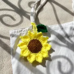 Charm de girasol