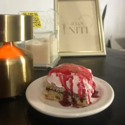 Marquesita de fresa y chocolate
