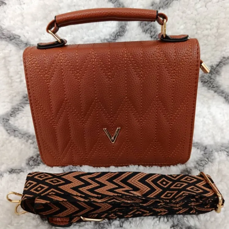 Cartera carmelita 10 USD 