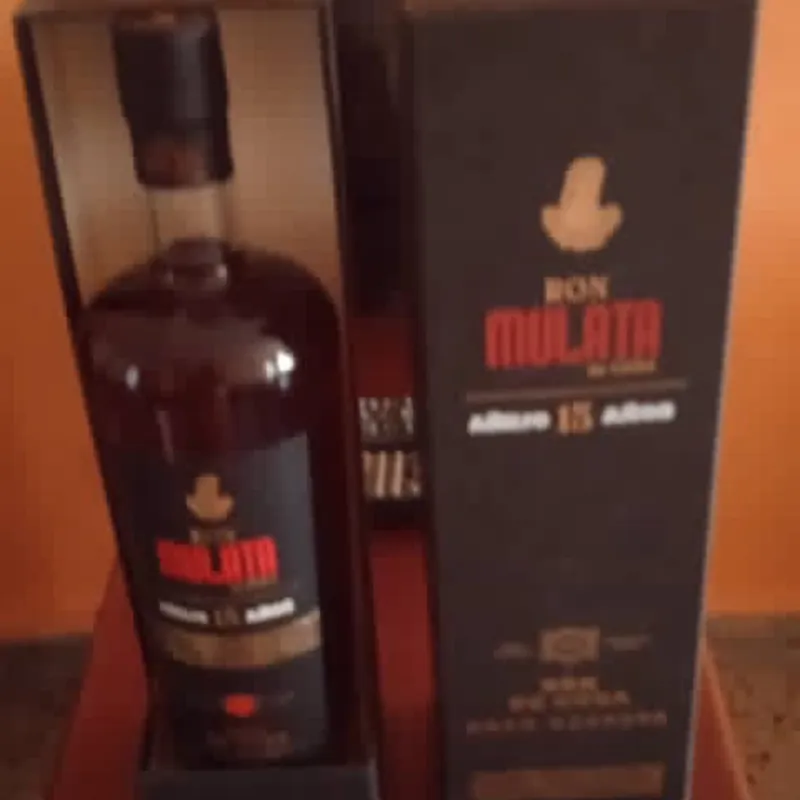 Ron añejo, 15 años, mulata$30 USD 