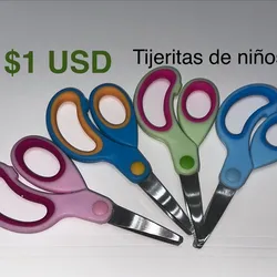 Tijeras de niño