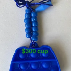 Collar. Pop it