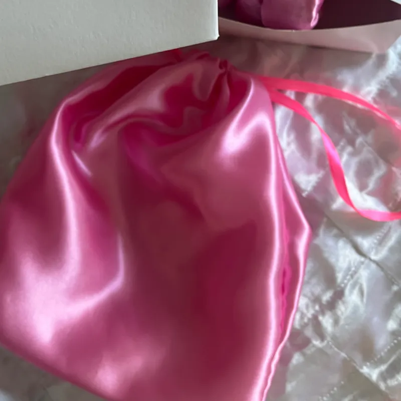 Bolsa de satin