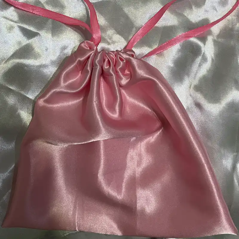 Bolsa de satin