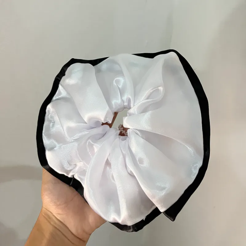 Scrunchie Cleo