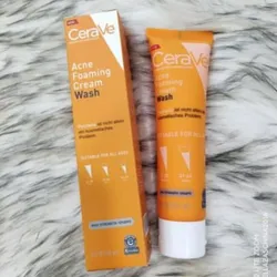 CeraVe Crema limpiadora espumosa para el acné (150ml)