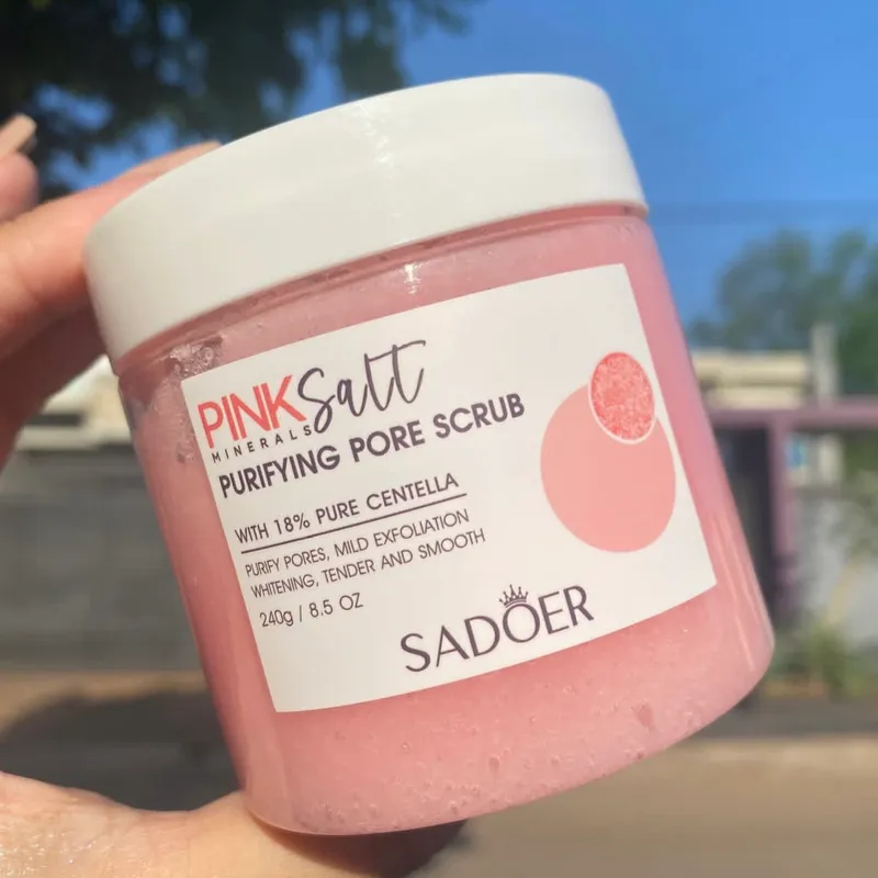 Exfoliante purificador de poros con 18% de centella 