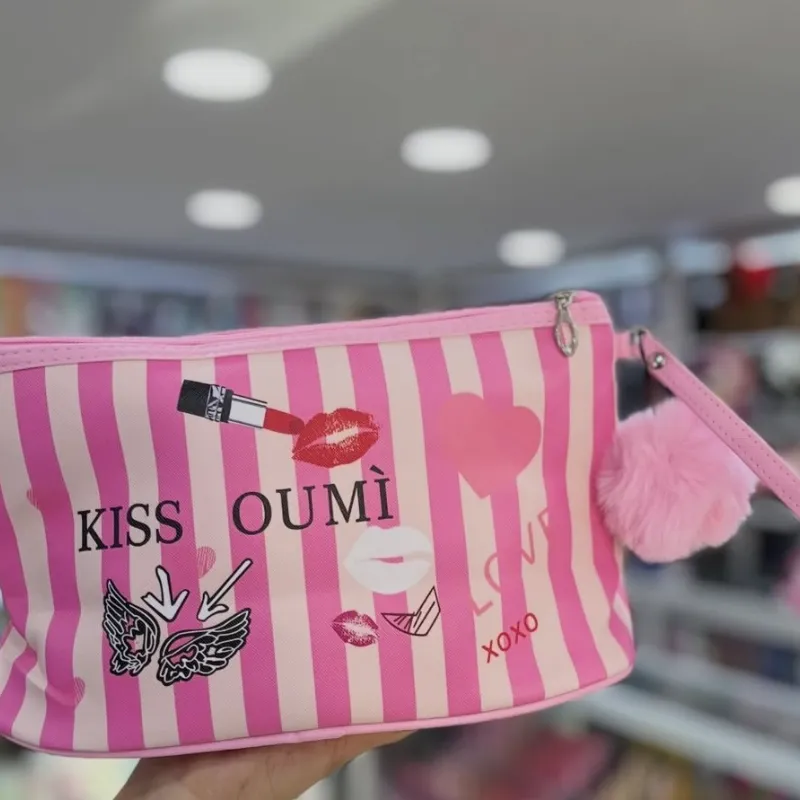 Portacosmeticos Kiss Oumi 