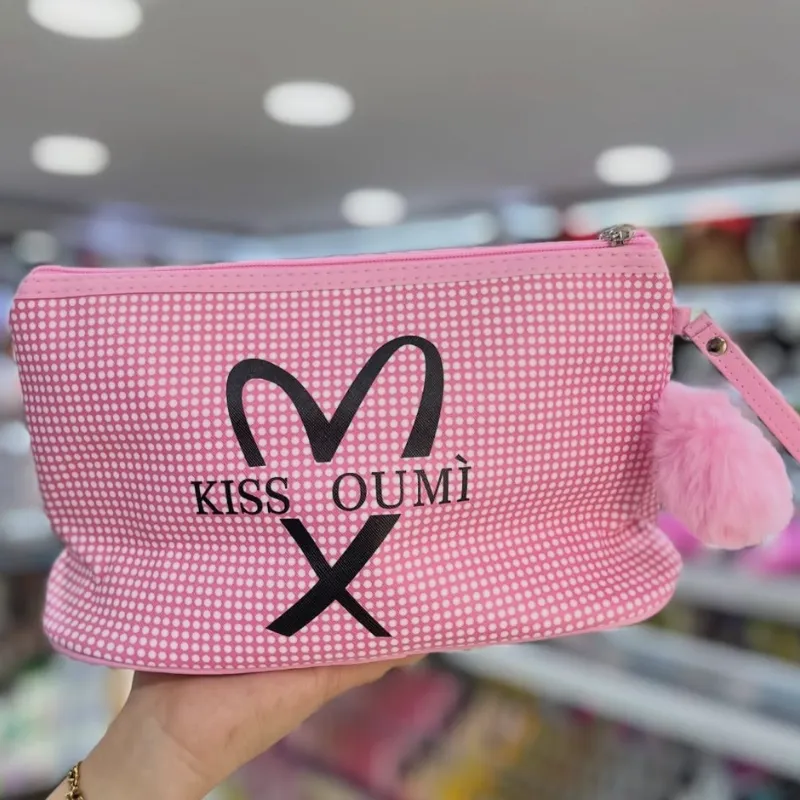 Portacosmeticos Kiss Oumi 