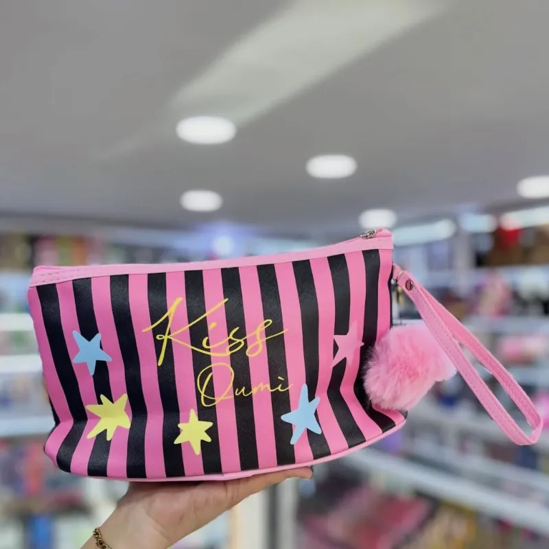 Portacosmeticos Kiss Oumi 