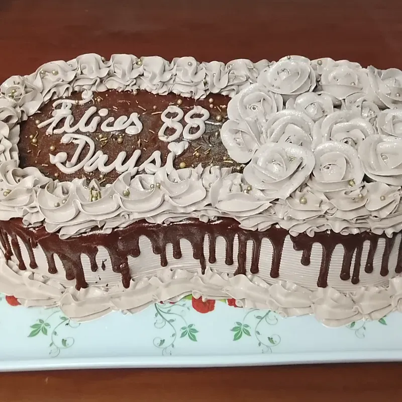 Cake Bombón de 2 Panetelas Sencillos 