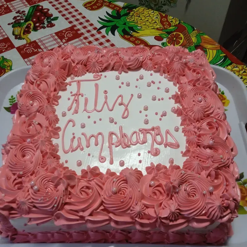 Cake Cuadrado de Merengue 