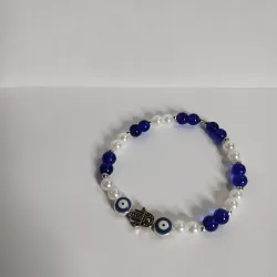 Pulsera azul y blanca con mano de Fátima y ojos turcos 🧿🤍