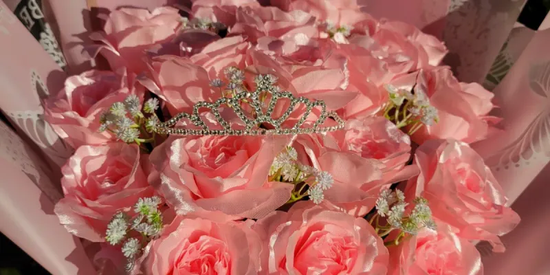 💐👑Ramo bochón con corona 👑 💐