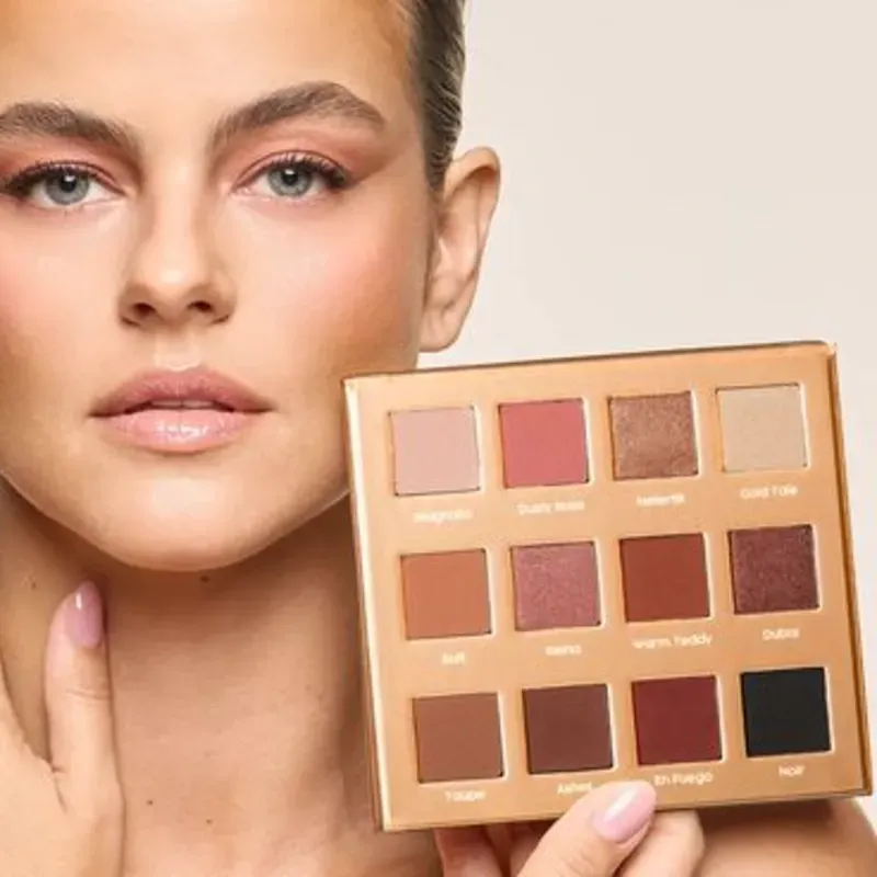 Glam Up Eyeshadow Palette