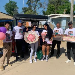 Cumpleaños sorpresas con música , globos y confeti 🎊 de JFamily 