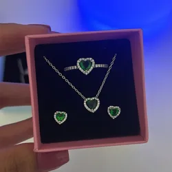 Conjunto de Corazón Verde