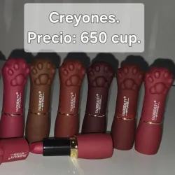 Creyón labial.🤎
