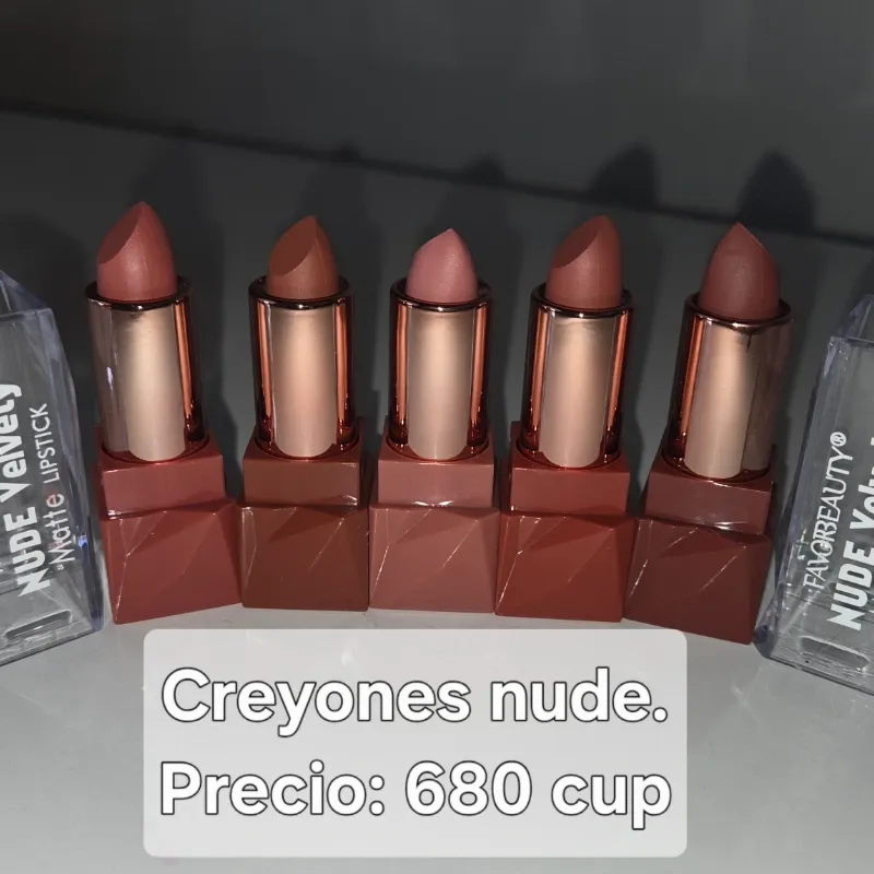 Creyón labial.💄