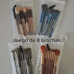 Set de 8 brochas.🌼