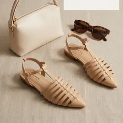 9. Flat Chic Sandals 🤎